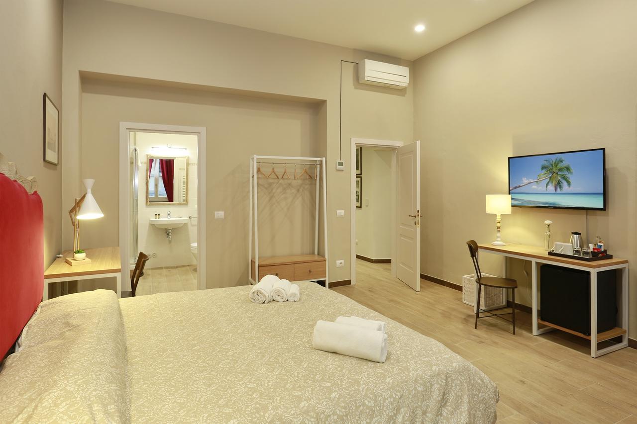 Tornabuoni Boutique Bed & Breakfast Флоренция Екстериор снимка