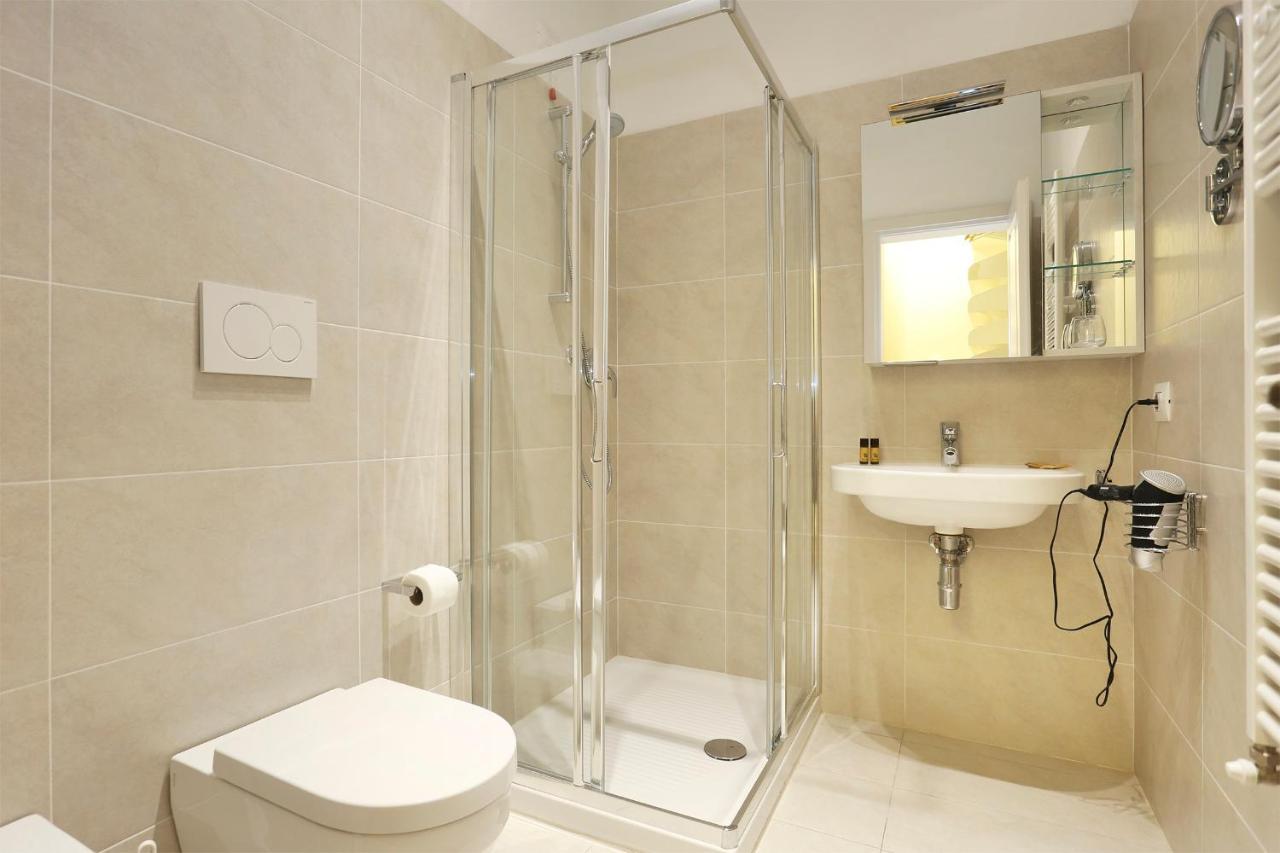 Tornabuoni Boutique Bed & Breakfast Флоренция Екстериор снимка