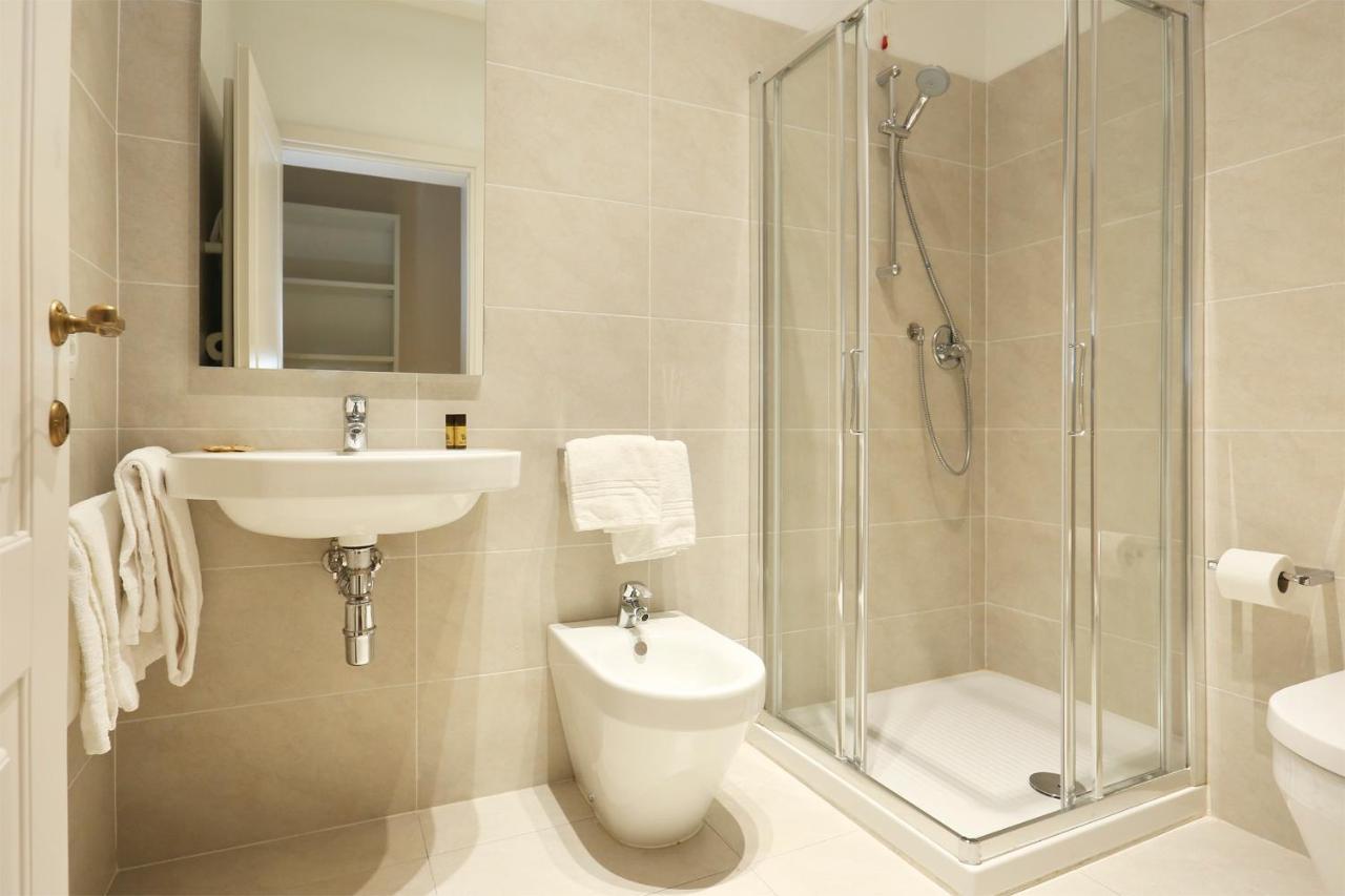 Tornabuoni Boutique Bed & Breakfast Флоренция Екстериор снимка